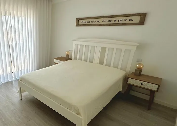 Imperial House Apartment *